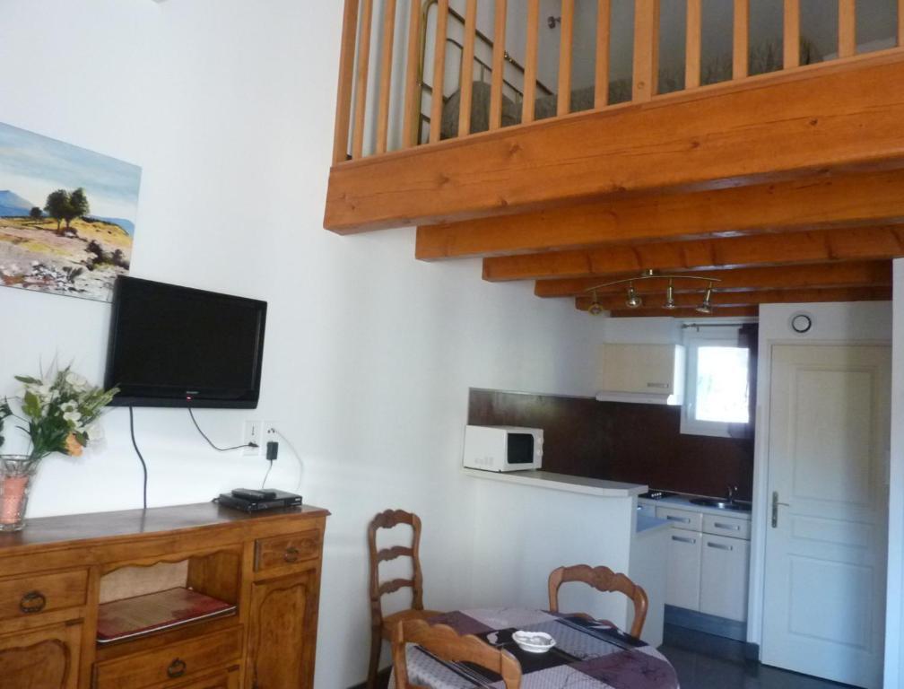 Appart'Hôtel Les Rochers Auriol Quarto foto