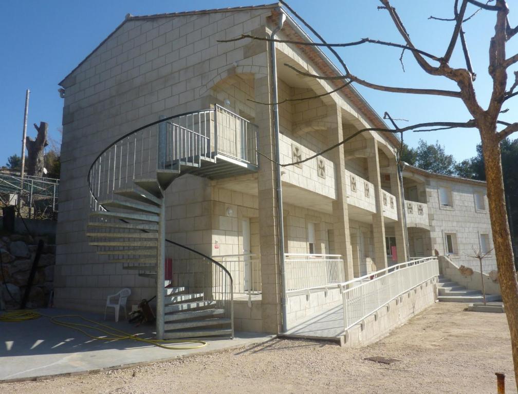 Appart'Hôtel Les Rochers Auriol Exterior foto