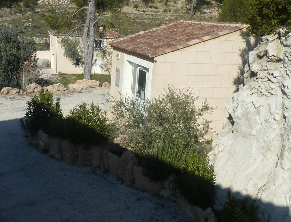 Appart'Hôtel Les Rochers Auriol Exterior foto